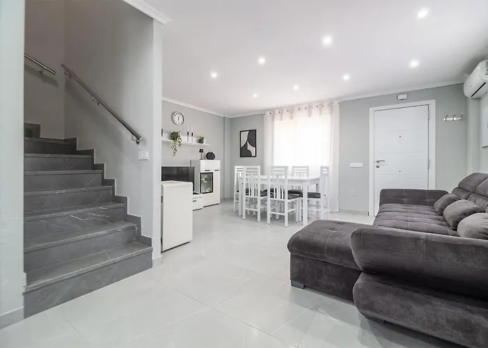 Casa Olivia With Pool Heating Fee Hébergement de vacances