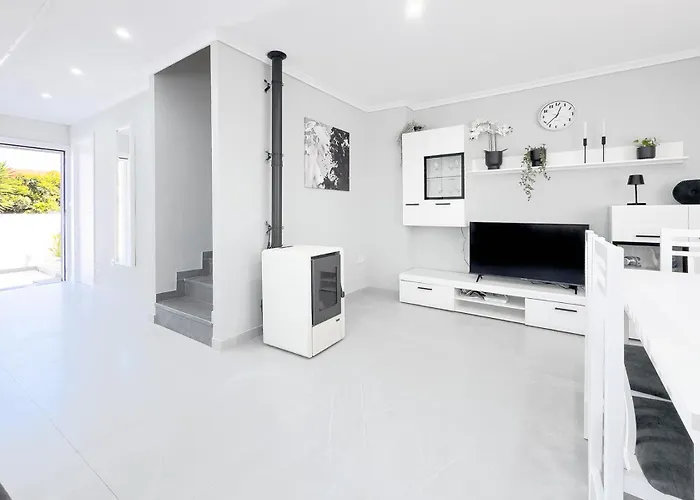 Casa Olivia With Pool Heating Fee * Torrevieja