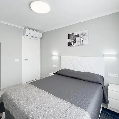 Hébergement de vacances Casa Olivia With Pool Heating Fee Torrevieja