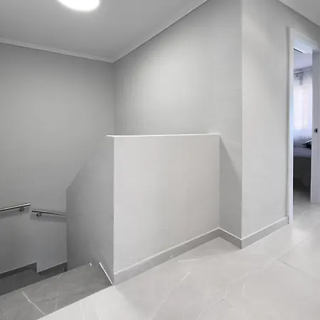 Casa Olivia With Pool Heating Fee Hébergement de vacances *