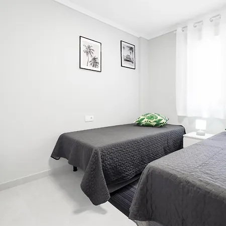 Hébergement de vacances Casa Olivia With Pool Heating Fee