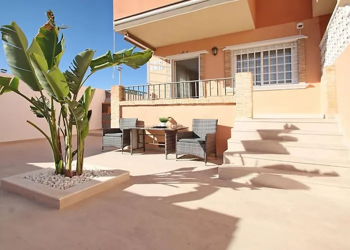 Dom wakacyjny Casa Olivia With Pool Heating Fee