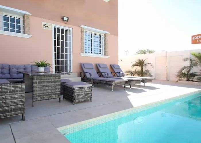 Casa Olivia With Pool Heating Fee *